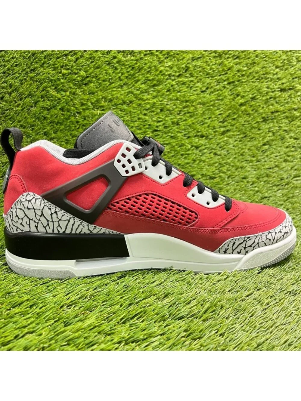 Nike Air Jordan Spizike Low Toro Mens Size 12 Red Black Athletic Shoes Sneakers